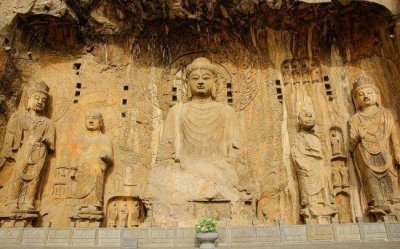 ​中国古代三大石窟(中国三大举世闻名的石窟，让人流连忘返)