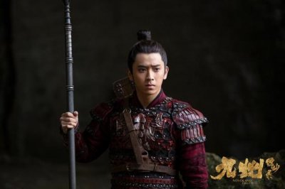 ​陈若轩《九州缥缈录》成打戏C位 补武生断层