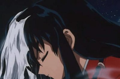 ​《犬夜叉》女孩把仇人当恩人供奉，半妖朔月现人形，黑长直很帅了