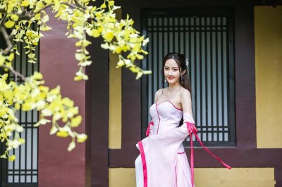 ​古装玄幻片《将军请上榻》来袭，大将军与公主的命运交替爱恨交缠
