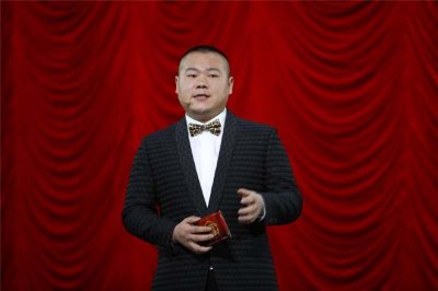 ​作为德云社郭德纲的爱徒岳云鹏多次被央媒点评，他究竟有何魔力？