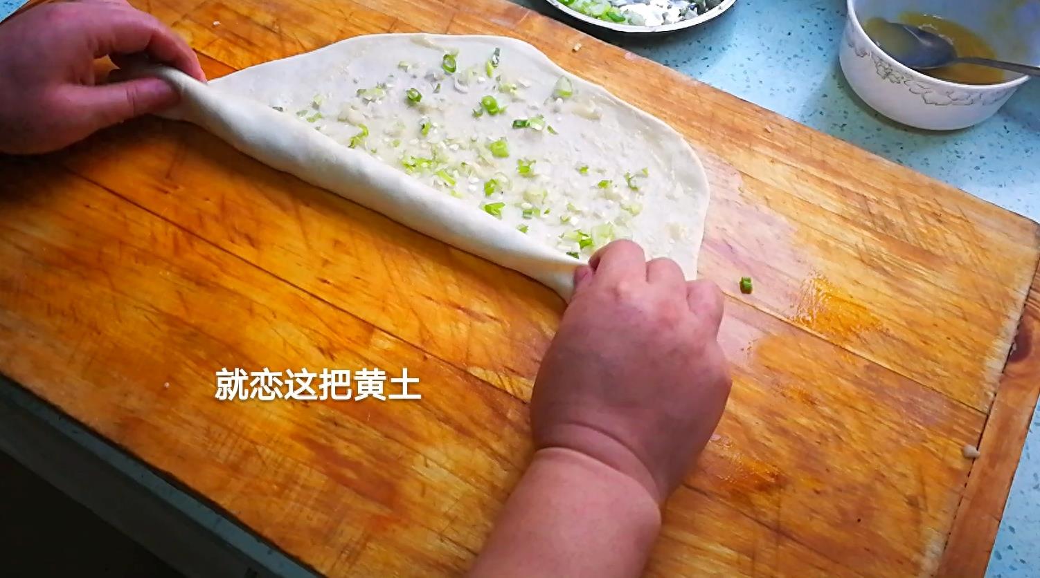 老少皆宜的香软葱花饼怎么做又好吃又简单，详细做法图解分享！