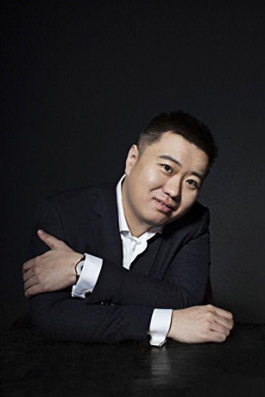 中国十大网络小说作家排行榜，第十名是LOL作家，第一名毫无悬念！