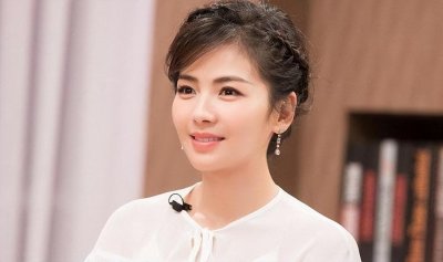 ​刘涛相爱4年的前男友，年过花甲仍未娶妻，刘涛：我对不起他