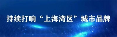 ​烈日下的坚守，致敬！