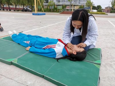 ​孩子溺水怎么急救