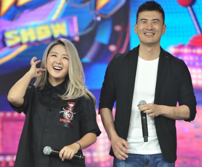 何洁为什么突然不“红”了，看她做过的那些事，就一点都不奇怪了
