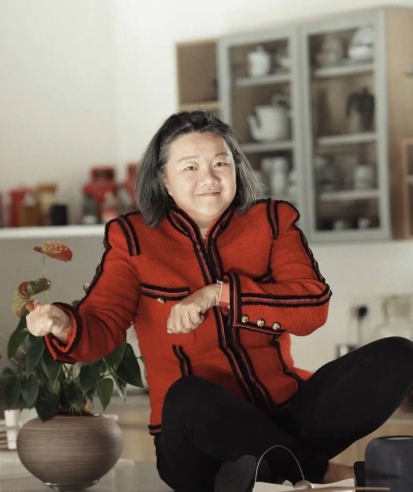 洪晃个人资料简介及家世（洪晃：结了四次婚后才发现，杨小平才是最适合我的那一个）