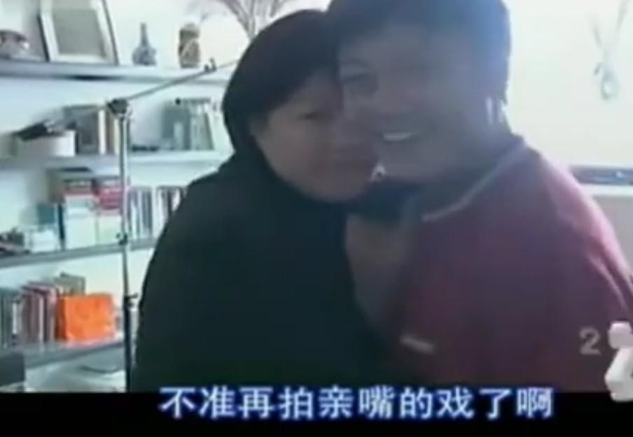 洪晃个人资料简介及家世（洪晃：结了四次婚后才发现，杨小平才是最适合我的那一个）