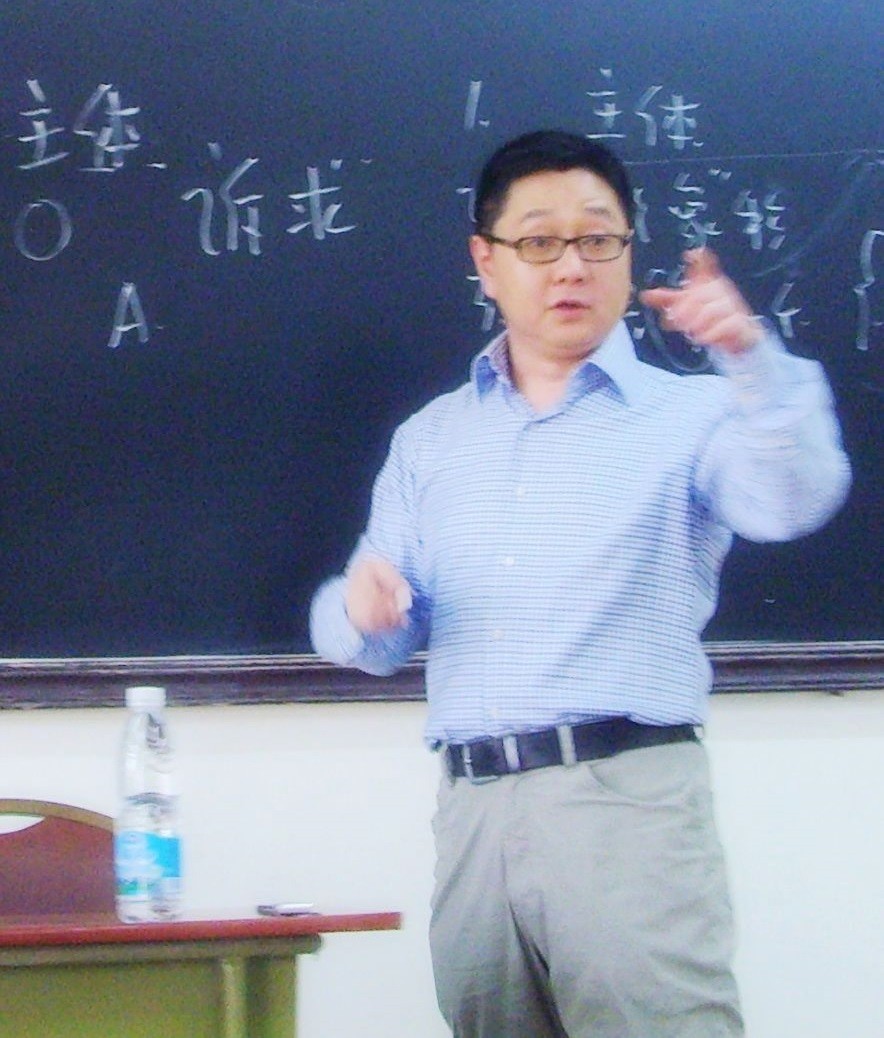从央视名嘴到网络“混饭”，张绍刚到底经历了什么
