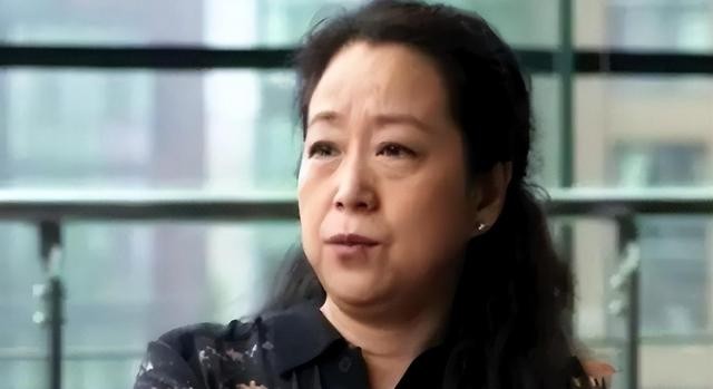 张国立的婚姻生活介绍（张国立与罗秀春离婚34年）(11)