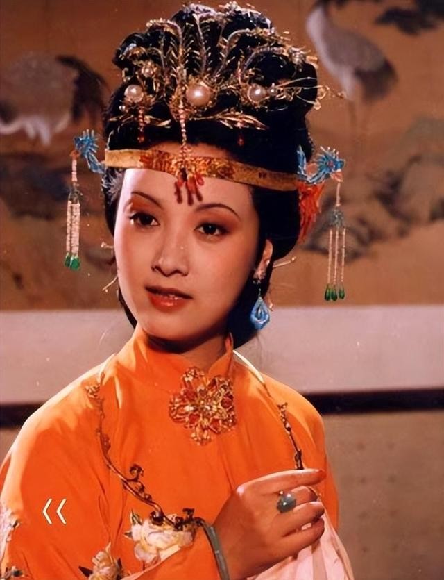 张国立的婚姻生活介绍（张国立与罗秀春离婚34年）(15)