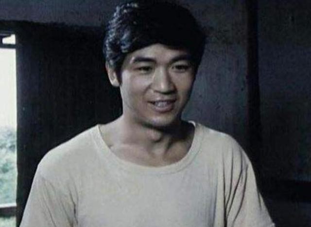 张国立的婚姻生活介绍（张国立与罗秀春离婚34年）(3)