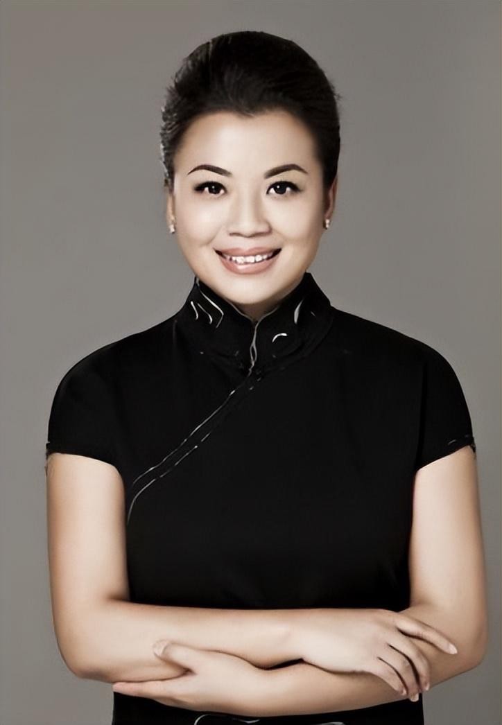 为音乐而生的仙子张也，为何54岁还不结婚？