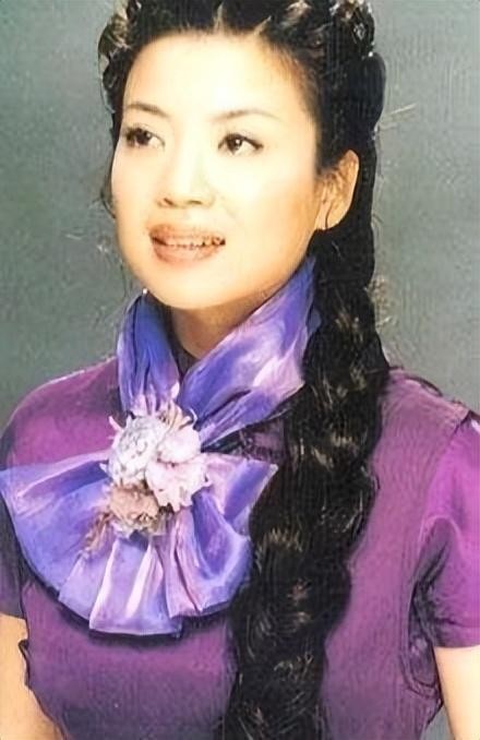 为音乐而生的仙子张也，为何54岁还不结婚？