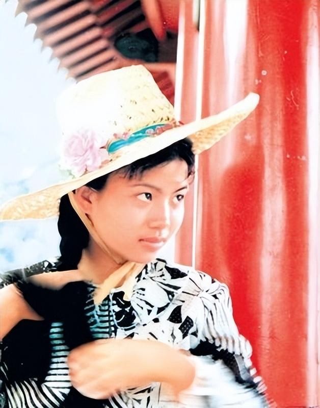 为音乐而生的仙子张也，为何54岁还不结婚？