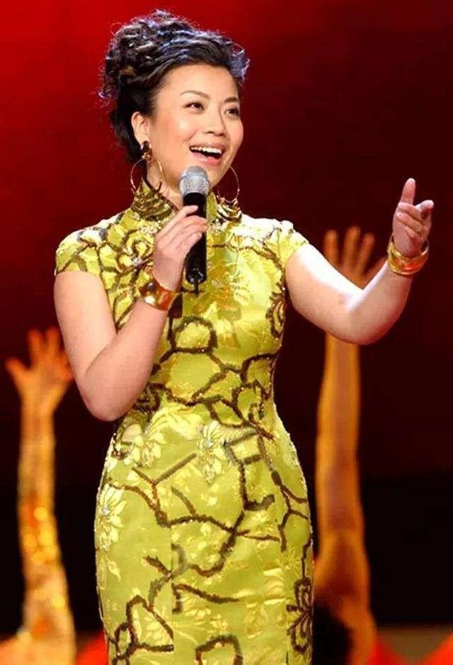 为音乐而生的仙子张也，为何54岁还不结婚？