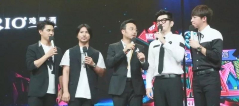 杨乐乐整容了吗（天天向上的八位主持人现状）