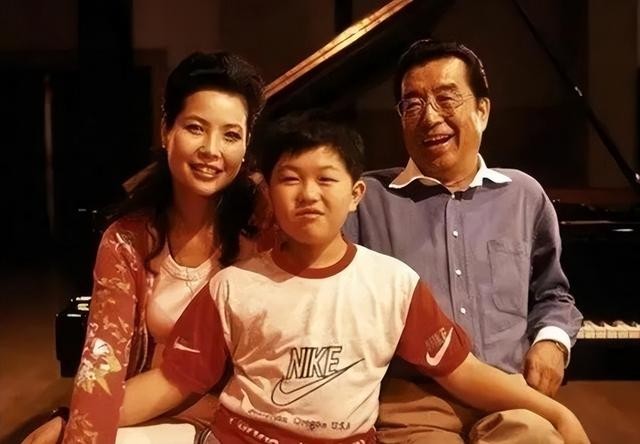 李双江儿子李天一个人简介（李双江儿子李天一）(7)
