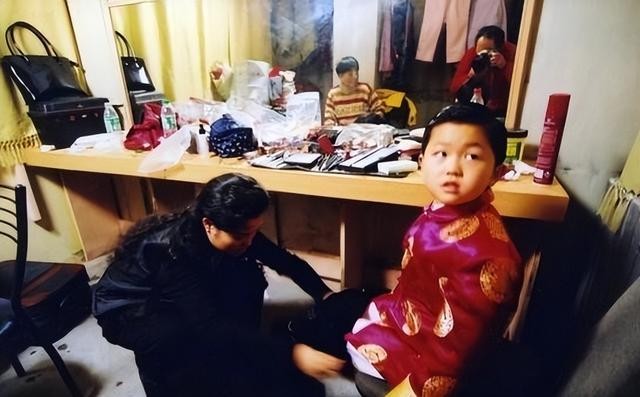 李双江儿子李天一个人简介（李双江儿子李天一）(6)