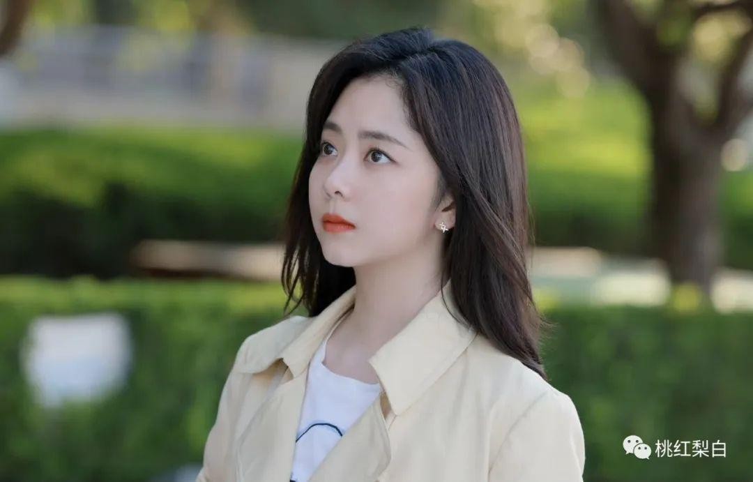 镶边女配逆袭？谭松韵是如何修炼出无敌少女感的