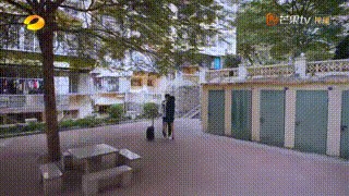 镶边女配逆袭？谭松韵是如何修炼出无敌少女感的