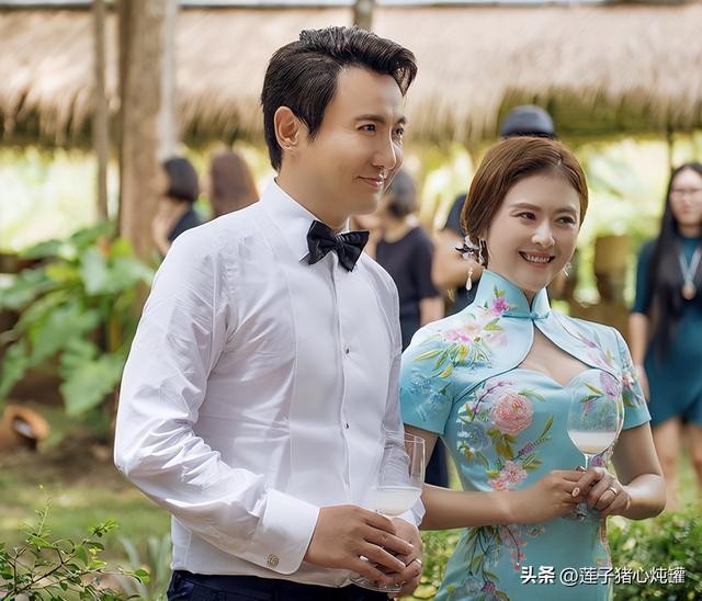沈腾老婆（穿格子裙甜美迷人）