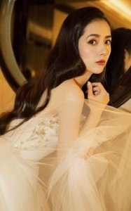 ​郭碧婷身高，向左身高