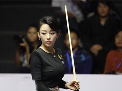 潘晓婷大球碰小球 潘晓婷胸有多大