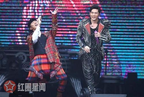 林俊杰女友都有哪些 林俊杰助阵周杰伦再次同台
