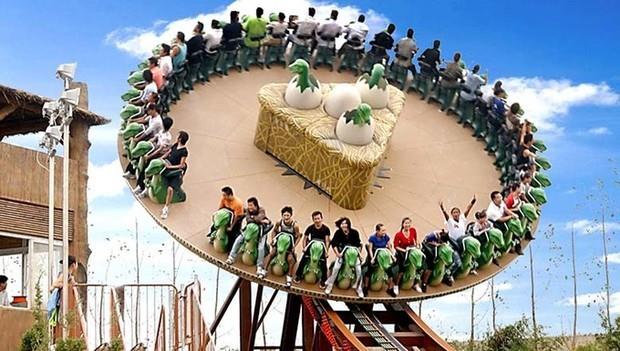 配图