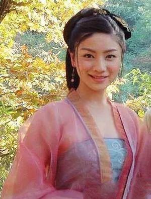 胡可演过的电视剧（胡可年轻时的古装大合集）(4)