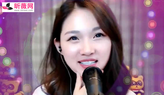 阿悠悠个人资料真名 翻唱什么歌曲走红的