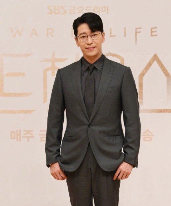 金素妍主演的电视剧（顶楼3演员齐聚金素妍站C位）