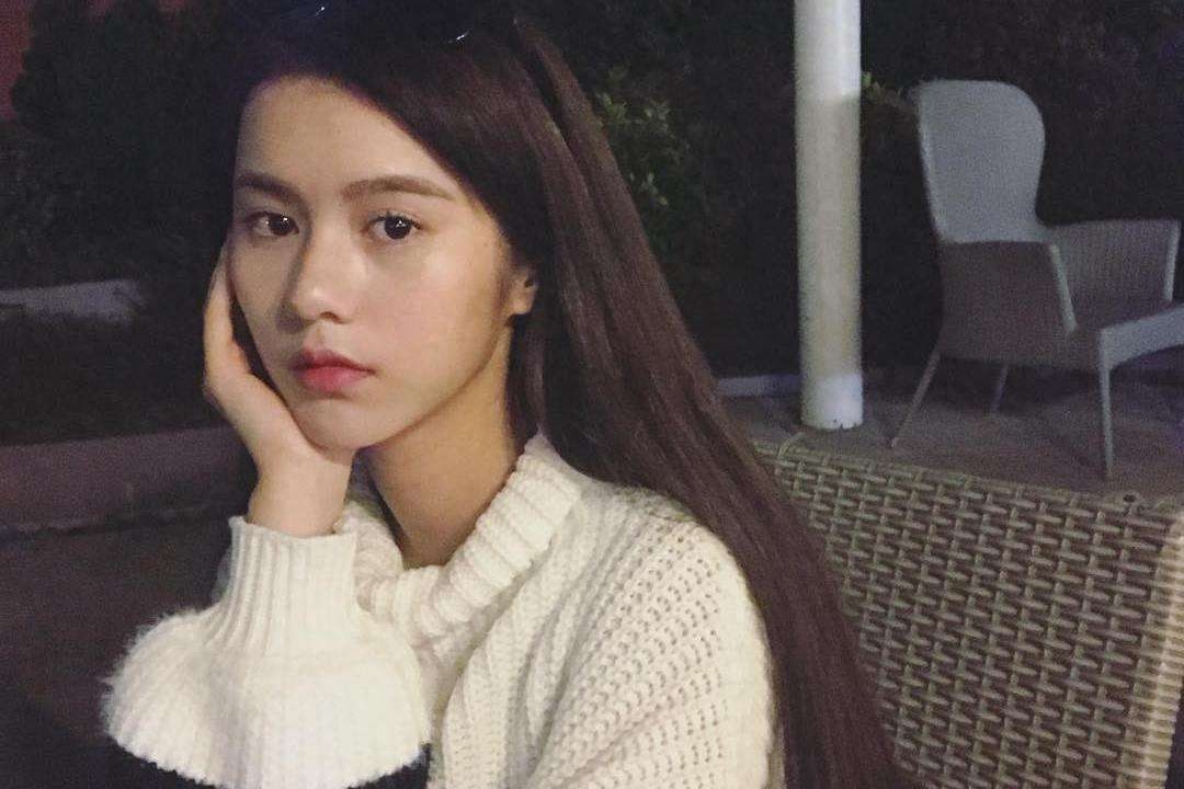 因为身材好，从服务员到进入演艺圈的邓月平