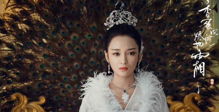 张云龙女朋友是谁（钟楚曦张云龙深夜海边玩水）
