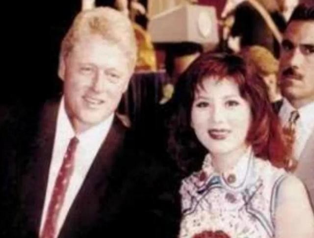 中国最漂亮女生第一名（她被誉为中国第一美妇）
