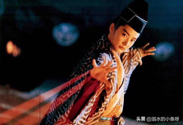 笑傲江湖大结局东方不败的下场(永远无法再被复刻的武戏经典)(7)