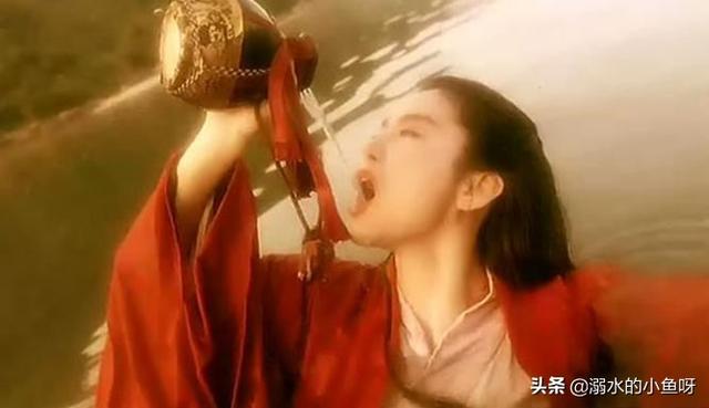 笑傲江湖大结局东方不败的下场(永远无法再被复刻的武戏经典)(4)