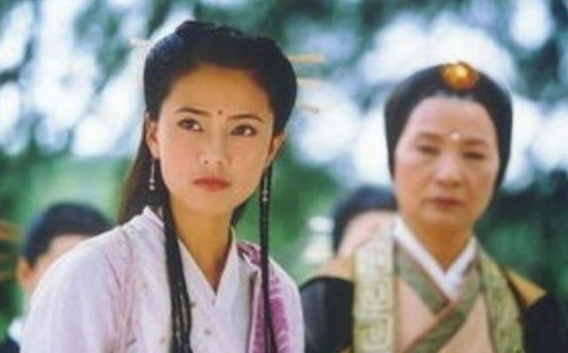 《倚天屠龙记》女性武功排行,灭绝师太第三,赵敏只能排第七?