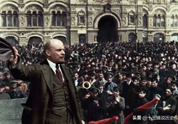 红场列宁墓地:成为红场的标志,列宁遗体每年防腐耗费上百万美元