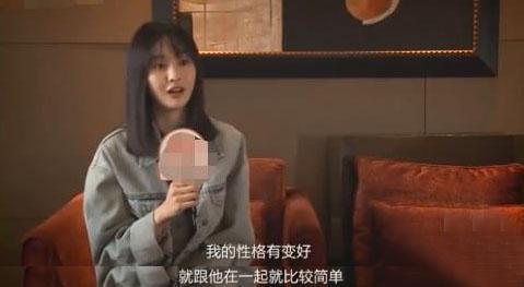 郑爽哄张恒被拒爽爸被气哭 终于知道郑爽为什么和张恒在一起了