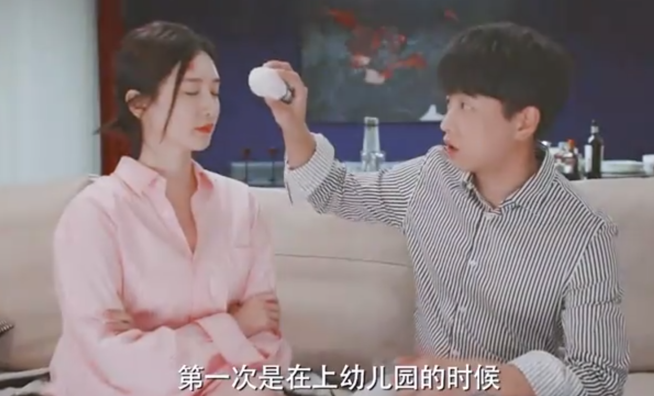 江疏影和彭昱畅上演花式吻戏，CP感不足，荧屏年下恋被指违和