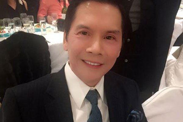 向华强到底什么身份 香港有名的富商家世不一般