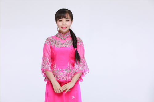 王二妮身高 王二妮体重