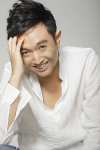 ​演员刘向京个人资料：凭《闯关东》成名，再婚后和妻子恩爱多年收获幸福