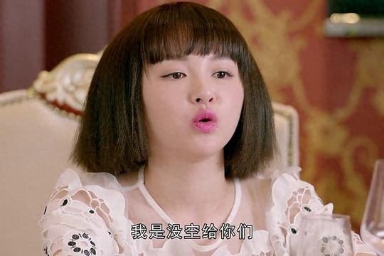太太万岁剧情简介(电视剧太太万岁讲的什么故事)-