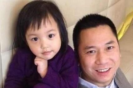 赵薇因为什么离的婚(昔日恩爱的模范夫妻为何频传婚变)