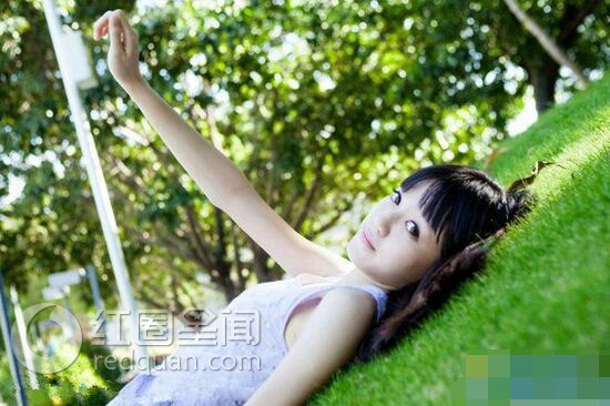 易嘉爱为什么叫守年 易嘉爱还在上学吗