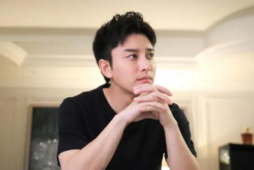 贾乃亮金晨恋情是真的吗？二人怎么认识什么时候好上同居恋爱细节